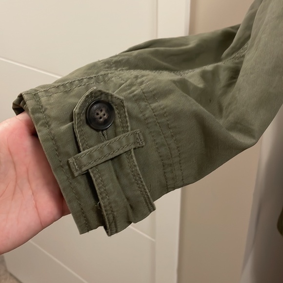 Winter jacket in Olive - Picture 4 of 9